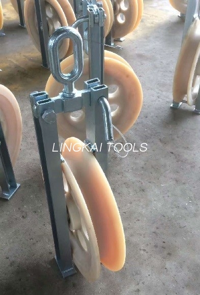 Open Type Steel Cable Pulling Pulley Block For Pull Steel Strand