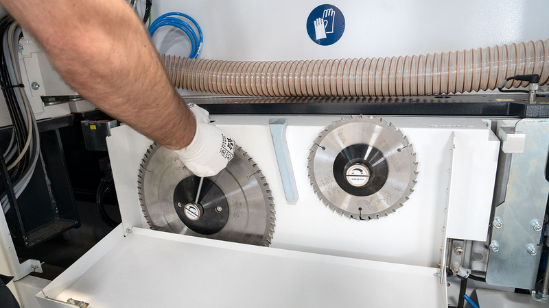 csm_panel-saw-sawteq-s-200-power-loc-saw-carriage