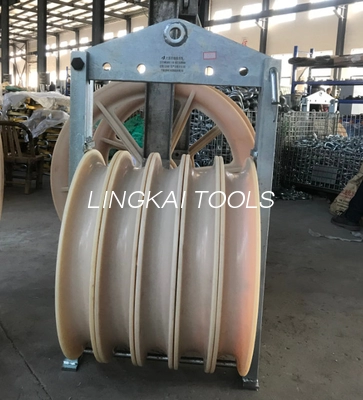 660mm Diameter 3 Sheave Conductor Pulley Stringing Blocks In Nylon Sheave